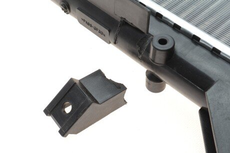 Радиатор охлаждения двигателя mahle knecht DSCCR606000S