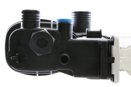 Радиатор охлаждения двигателя mahle knecht CR264000S