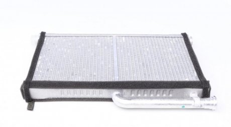 Радиатор печки (отопителя) mahle knecht AH261000S