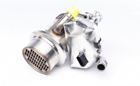 Радиатор рециркуляции mahle knecht CE18000P