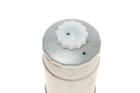 Паливний (топливный) фільтр mahle knecht KL567