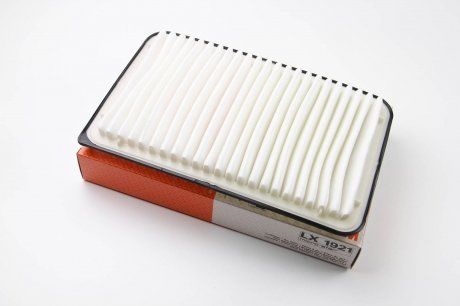 Воздушный фильтр двигателя mahle knecht LX1921