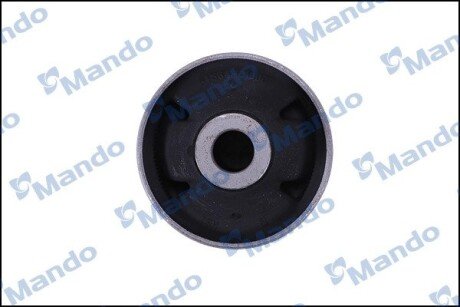 Сайлентблок переднего рычага mando DCC010128