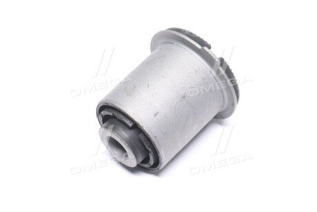 Сайлентблок переднего рычага mando DCC010180