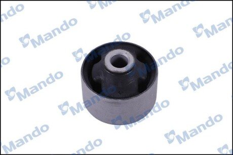 Сайлентблок переднего рычага mando DCC010358 на Киа Каренс 2, 3