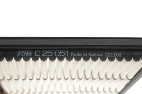 Фільтр повітряний mann C25051