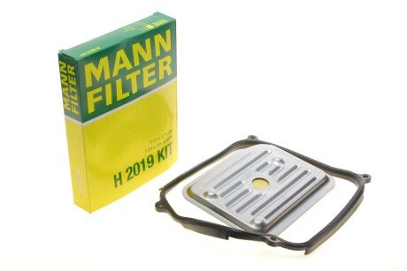 Фильтр масляный АКПП VW GOLF III, IV 91-06, SKODA OCTAVIA I с прокладкой mann H 2019 KIT на Фольксваген Пассат б3