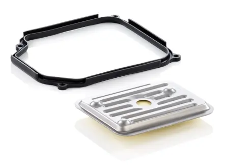 Фильтр масляный АКПП VW GOLF III, IV 91-06, SKODA OCTAVIA I с прокладкой (пр-во) MANN H 2019 KIT