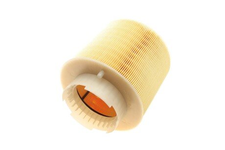 Фильтр воздушный AUDI A6 2.8-4.2 FSI, TFSI 04-11 mann C171371X