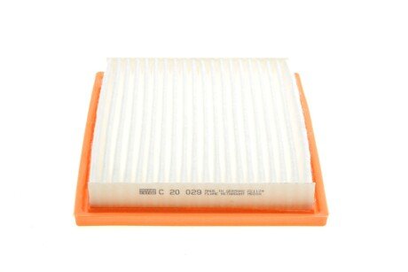 Воздушный фильтр mann C20029