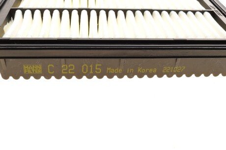 Повітряний фільтр mann C22015