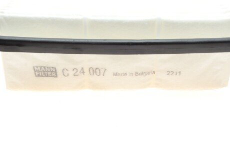 Воздушный фильтр mann C24007
