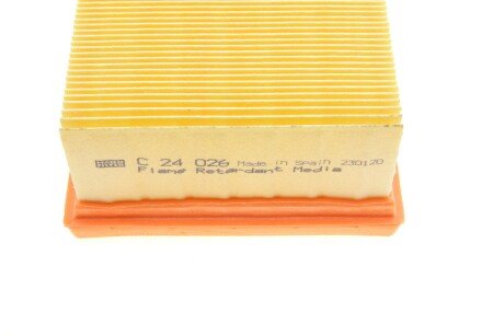 Воздушный фильтр mann C24026