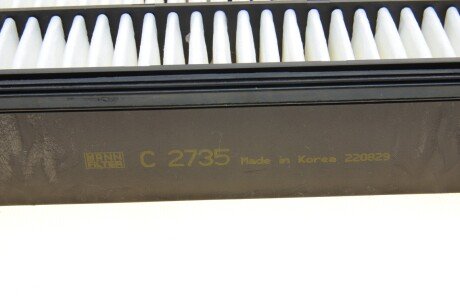 Повітряний фільтр mann C2735