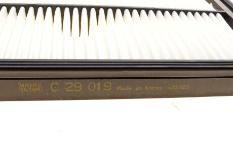 Воздушный фильтр mann C29019