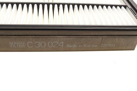 Повітряний фільтр mann C30024