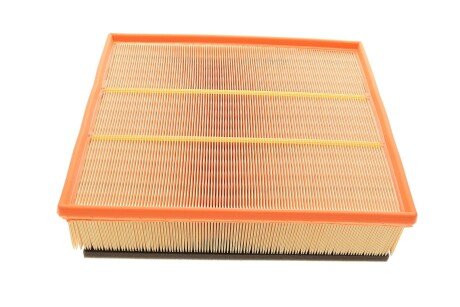 Воздушный фильтр mann C323381