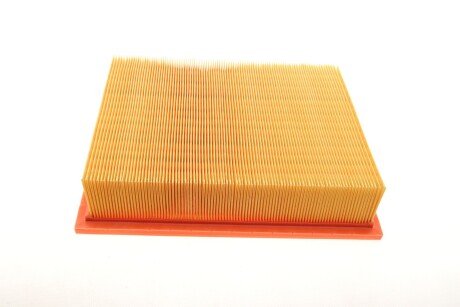 Воздушный фильтр mann C33256