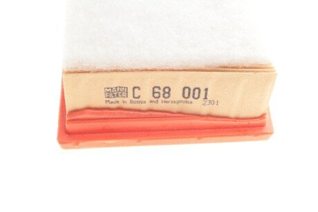 Воздушный фильтр mann C68001