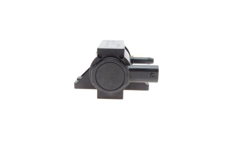 Клапан пневматичної підвіски перепускний mercedes 0001531700