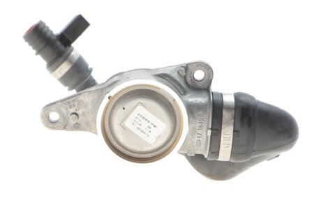 Клапан вентиляції картера mercedes 6420101791