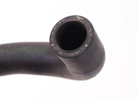 Патрубок радиатора mercedes 9065013682 на Мерседес Спринтер 906