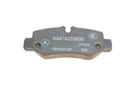 Колодки ручного (стоячого) тормоза mercedes 4474206700