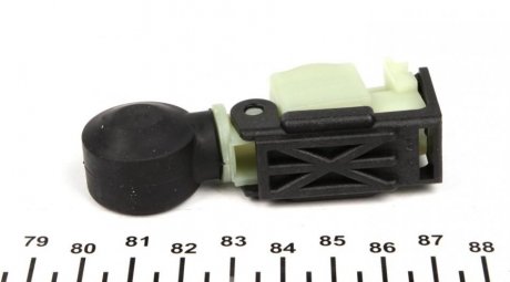 Оригін. запчастини mercedes 9012680143