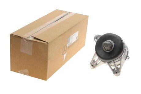 Подушка (опора) двигателя mercedes 1672407300