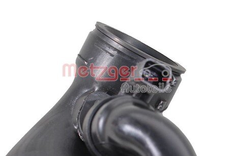 Патрубок інтеркулера (турбіни) metzger 2388096
