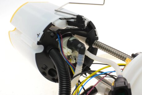 Насос топливный meyle 1009190116