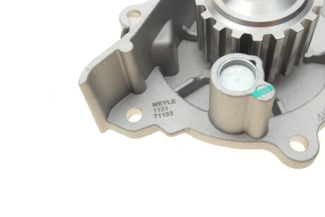 Помпа воды meyle 11132200021