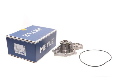 Водяной насос meyle 1132200031HD на Ауди А8 д4