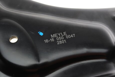 Важіль підвіски передній meyle 16160500047