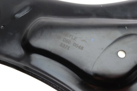 Важіль підвіски передній meyle 16160500048