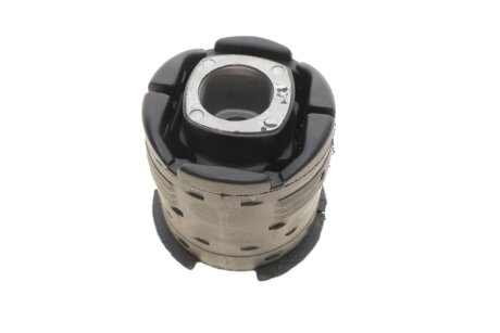 Сайлентблок балки підвіски meyle 3147100000