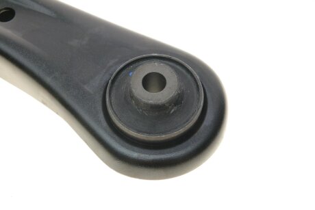 Важіль підвіски передній meyle 33160500007