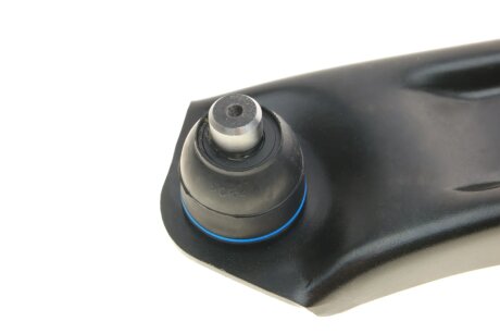 Важіль підвіски передній meyle 33160500007