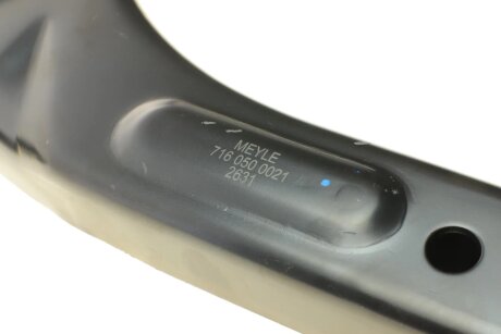 Важіль підвіски передній meyle 7160500021