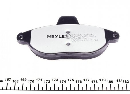 Передние тормозные колодки meyle 0252304218PD