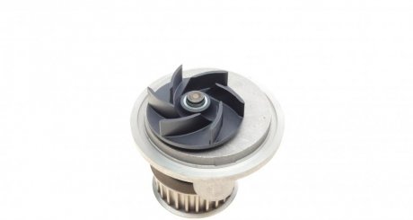 Насос водяной meyle 6132200011