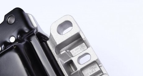 Подушка (опора) двигуна meyle 1001991054