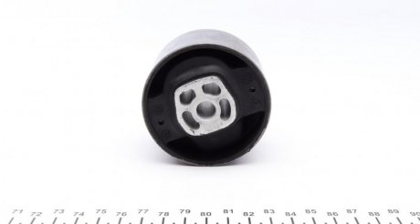 Подушка (опора) двигателя meyle 40140300001