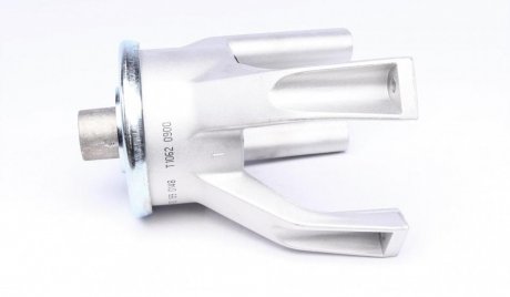 Подушка (опора) двигателя meyle 1001990148