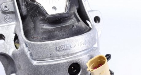 Подушка (опора) двигателя meyle 1001991006