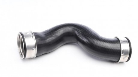 Патрубок интеркулера (турбины) meyle 1000360036