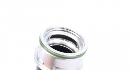 Патрубок интеркулера (турбины) meyle 1000360041