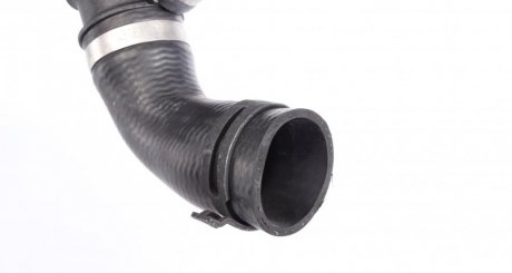 Патрубок системи охолодження W164 ML350 05- meyle 0192220017