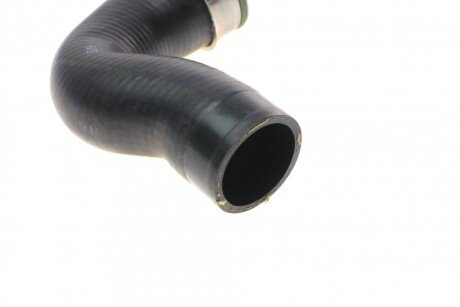 Патрубок интеркулера (турбины) meyle 1000360051