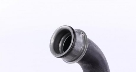 Патрубок системы охлаждения meyle 0192220025